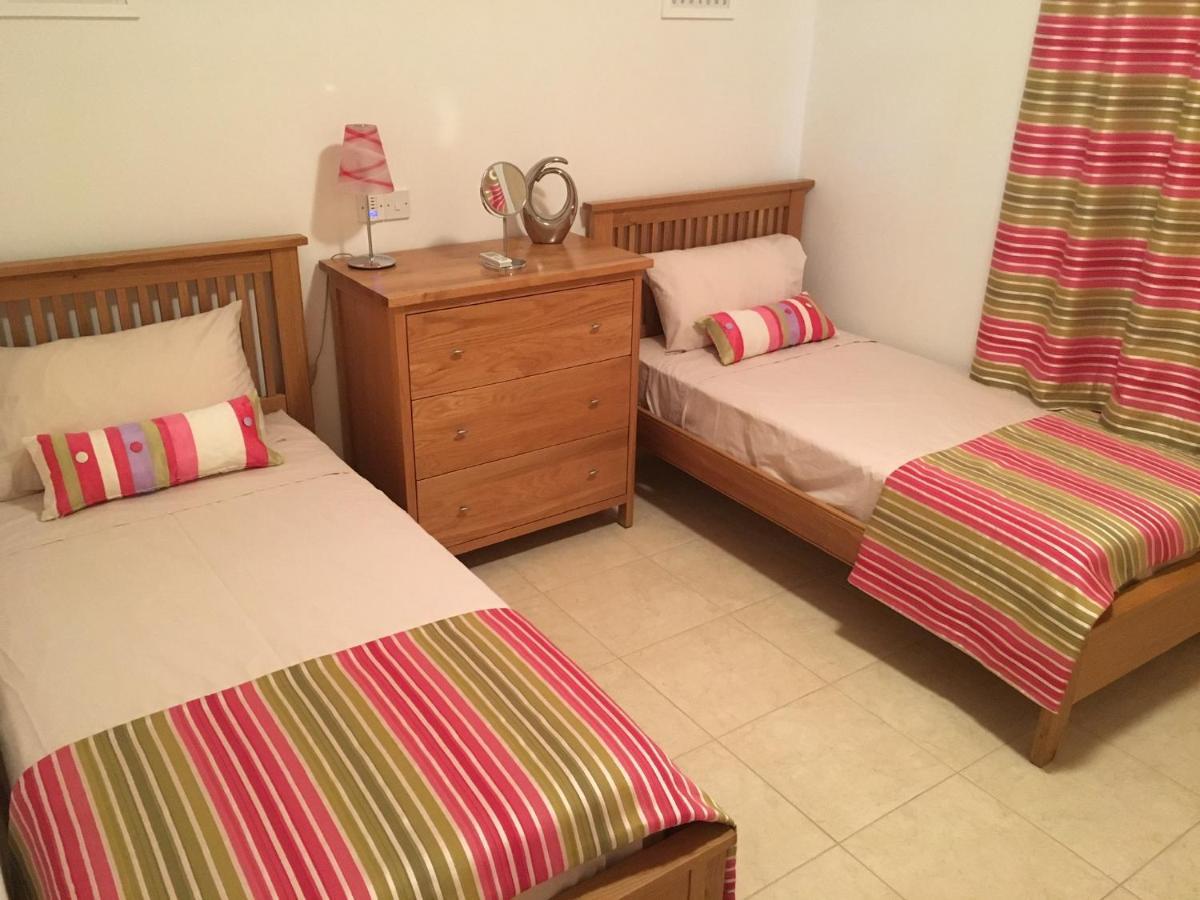 Excellent 2 bed Apartment Mandria  Exterior foto